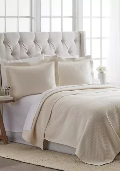 Budget ๐ Modern. Southern. Home.โข Diamante Coverlet โจ